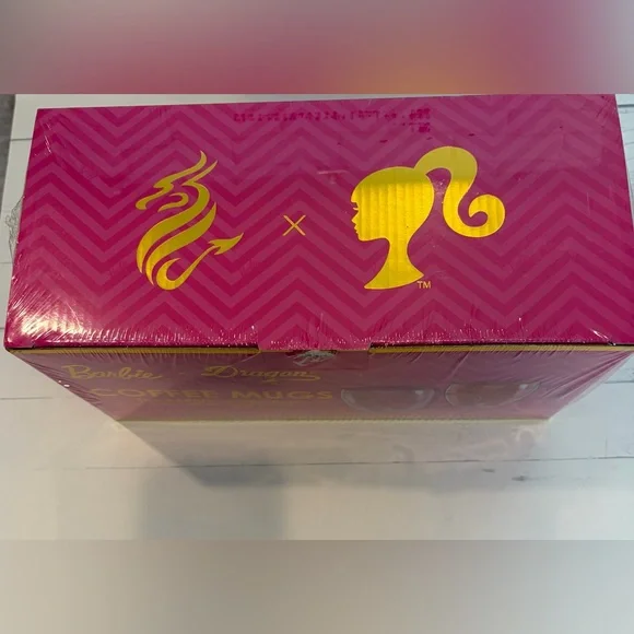 Barbie X Dragon  Glassware Coffee Mugs Barbie Collection 16oz/480 ML, Set of (2) - Picture 2 of 3